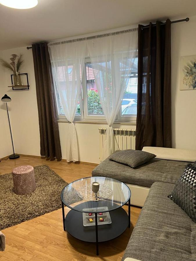 Apartman Lara Záhřeb Exteriér fotografie